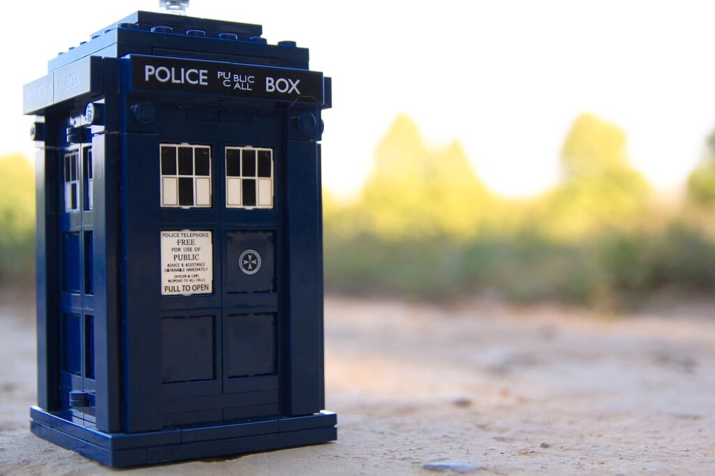 the tardis, doctor who, london-3713712.jpg